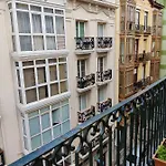 Piso Ayuntamiento Apartman
